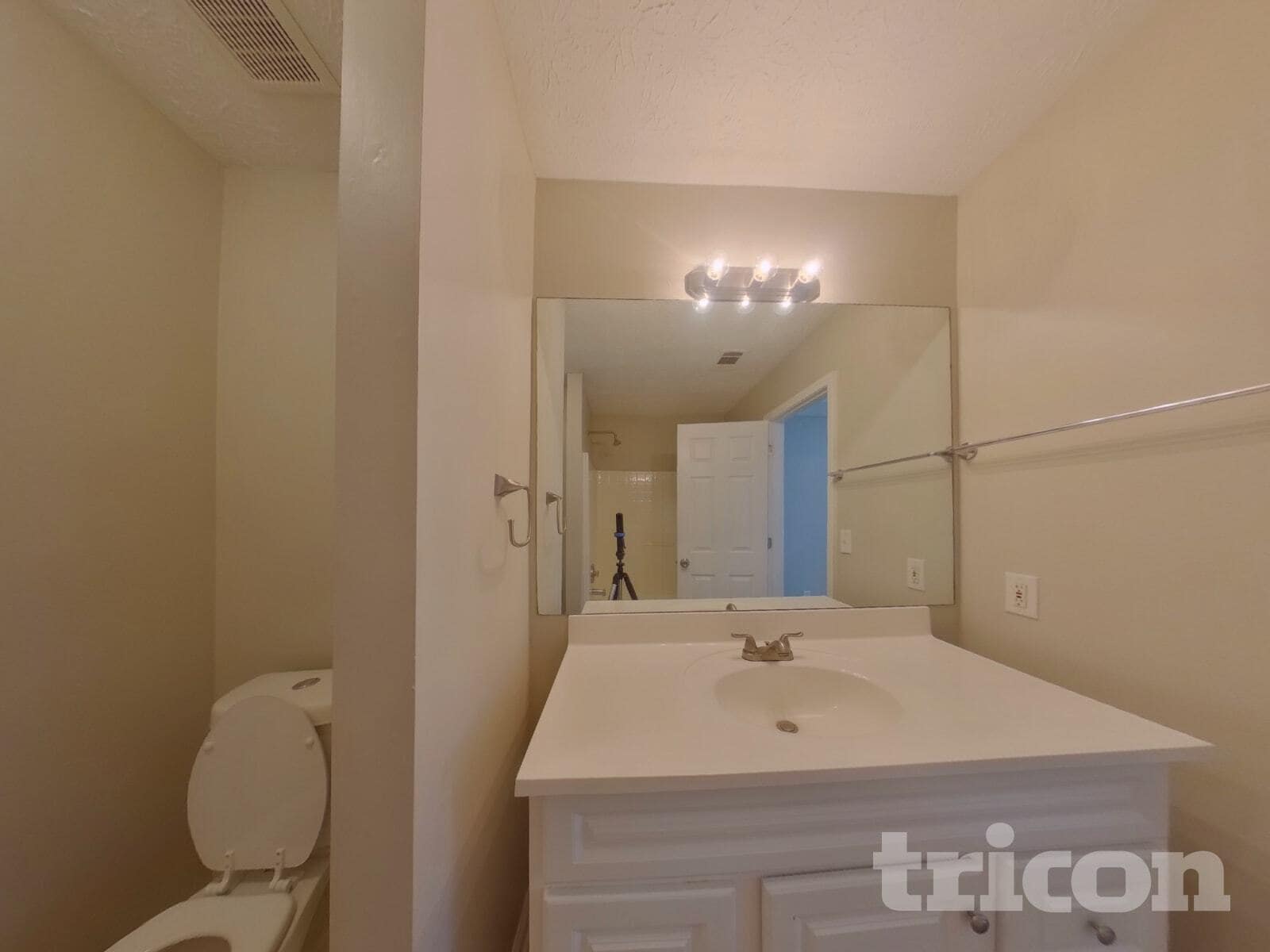 Building Photo - 130 N Greenfield Cir