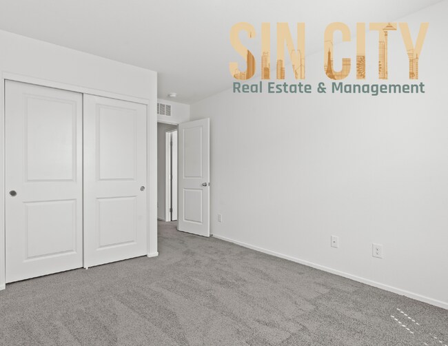 Building Photo - 1919 Stanza St