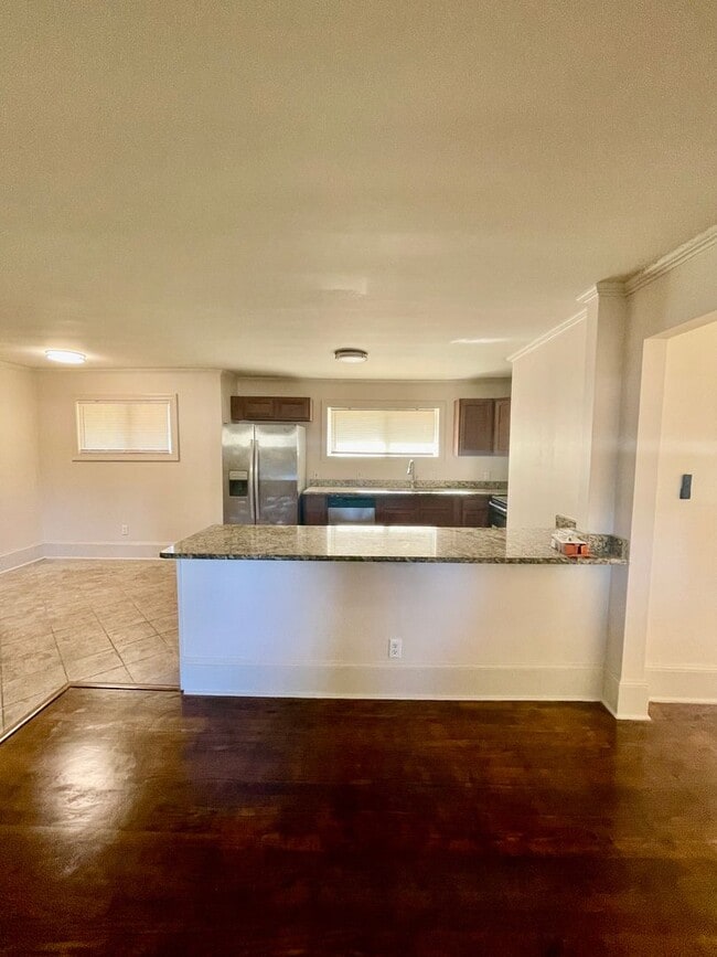 Building Photo - Ranch Style 3 Bedroom 2 Bath and 2 car gar...