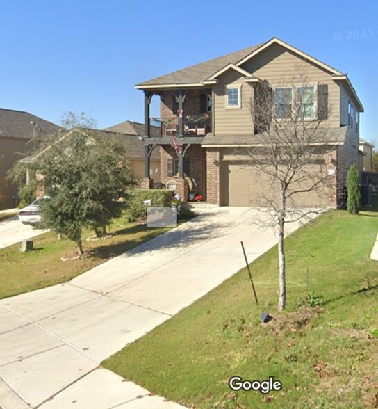 Building Photo - 1319 Wooden Fox