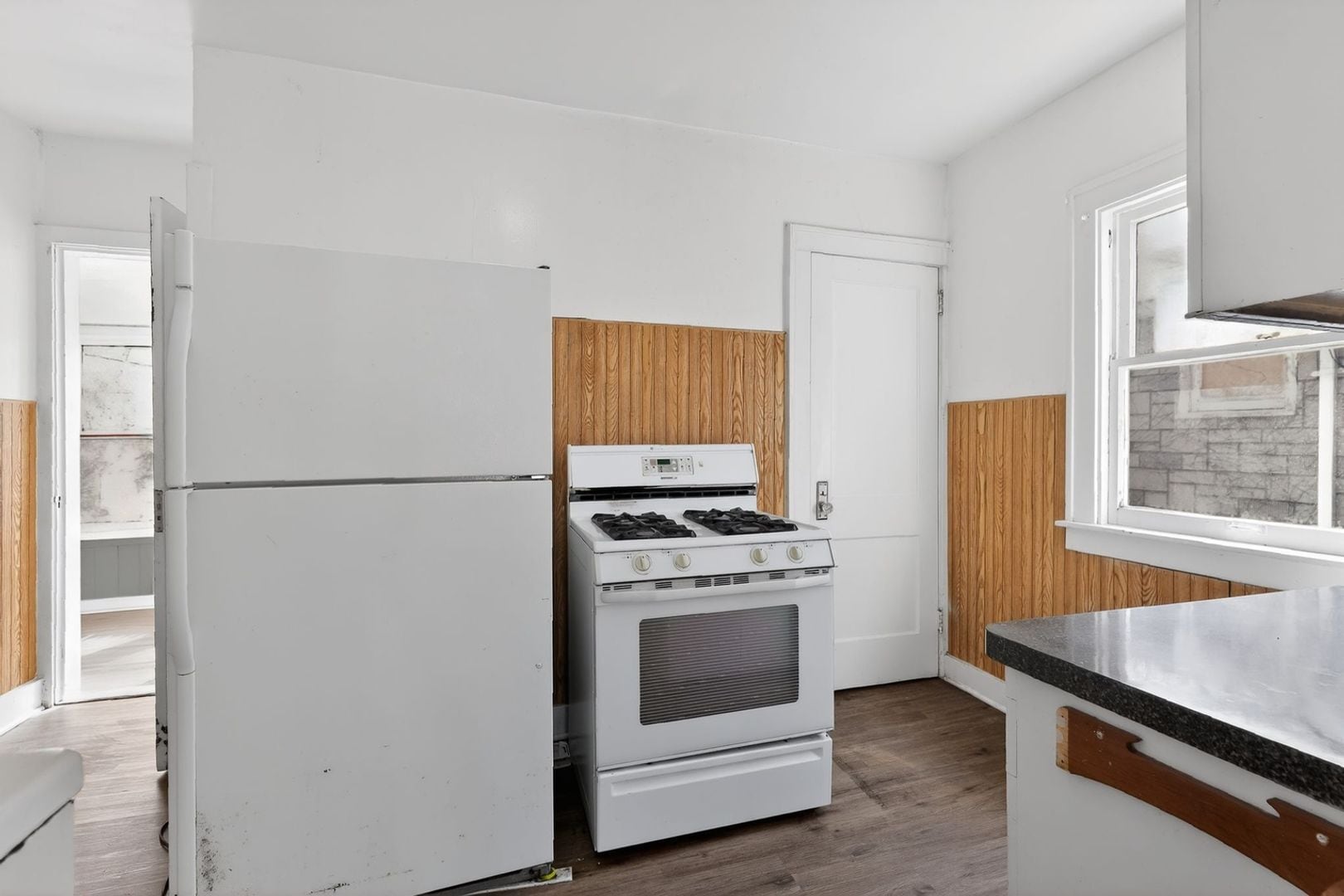 Building Photo - 18626 Dale St