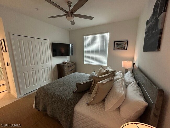 Building Photo - 15375 Grn Acrs Ave