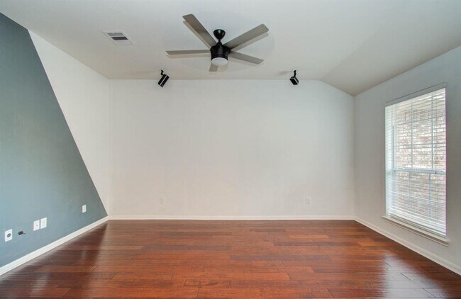 Building Photo - 15011 Redding Crest Ln