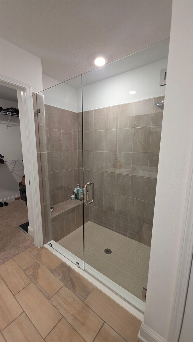 Building Photo - 248 Zancara St