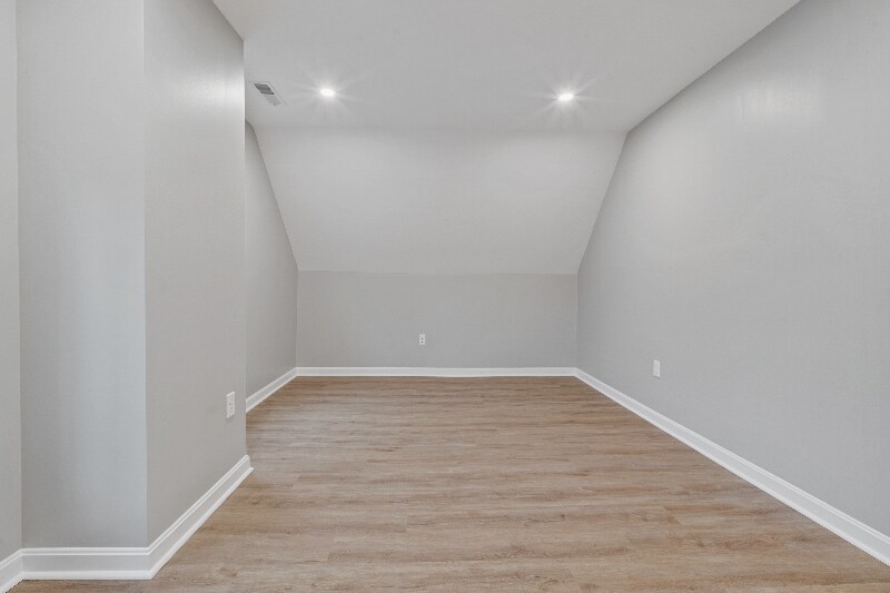 Building Photo - 202 High St