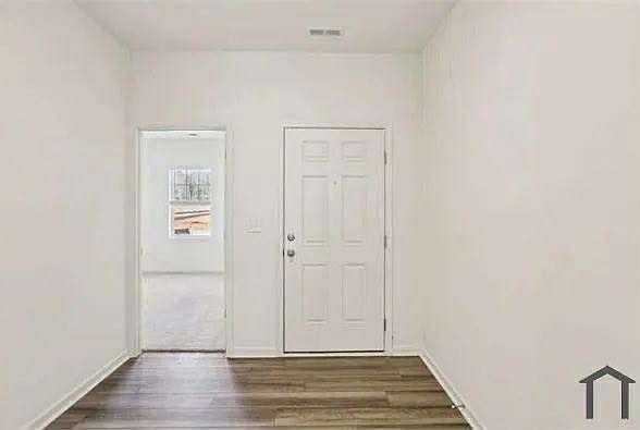 Building Photo - 4929 Mccoy Dr