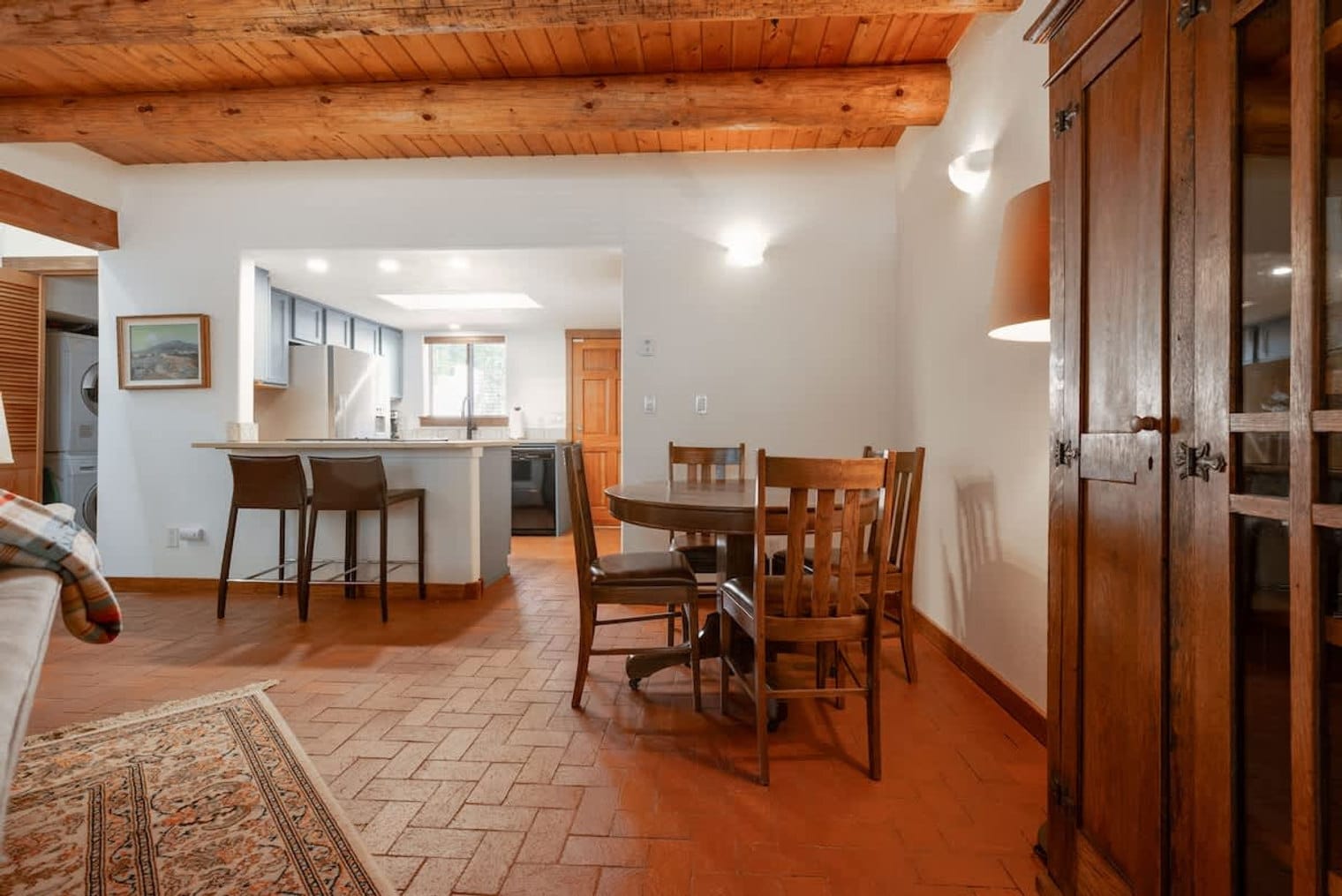 Building Photo - 209 Sena St