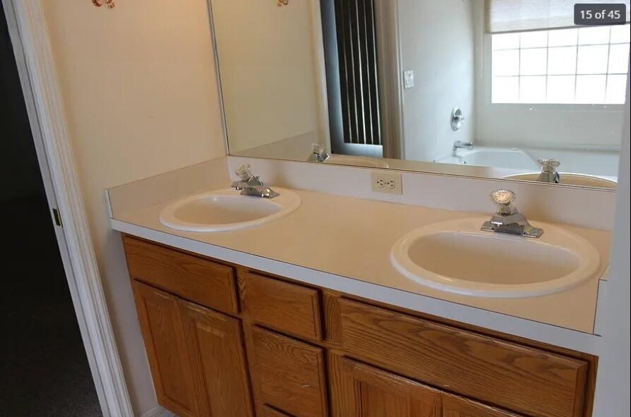 Building Photo - 8101 Setters Point Dr