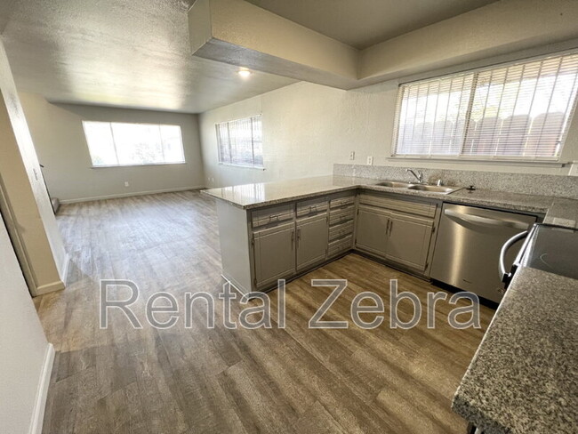 Building Photo - 1728 I St