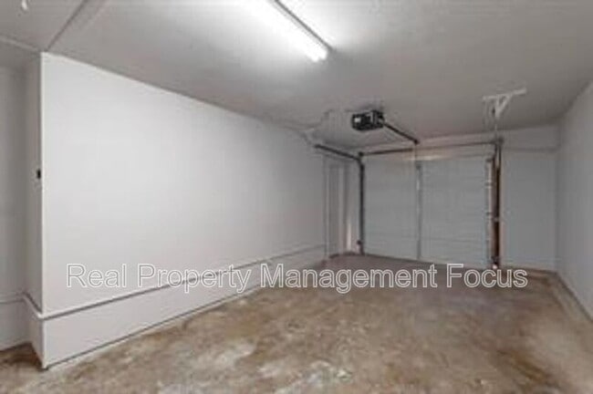 Building Photo - 14724 Overview Dr