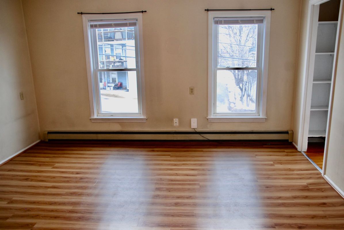 Building Photo - 17 Hanover