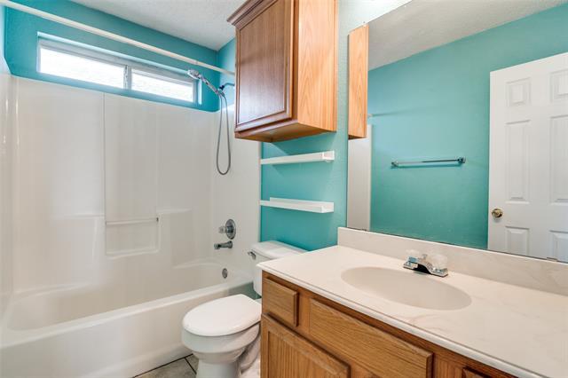 Building Photo - 3729 Sycamore Ln