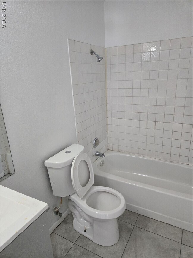 Building Photo - 2841 Wheelwright Dr