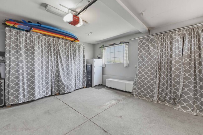 Building Photo - 1815 Harriman Ln