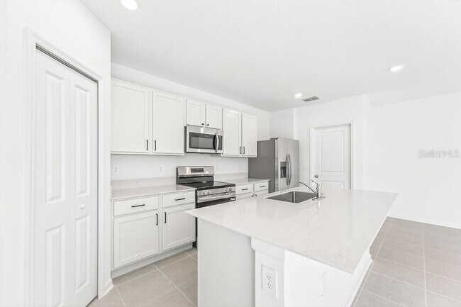 Building Photo - 2162 Marksman Rd