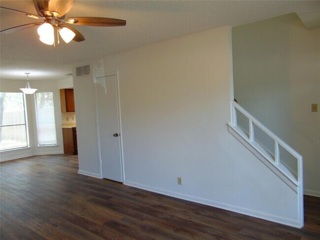 Building Photo - 5016 Cana Cove