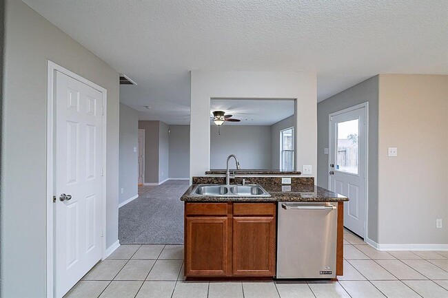 Building Photo - 28877 San Bernard River Loop