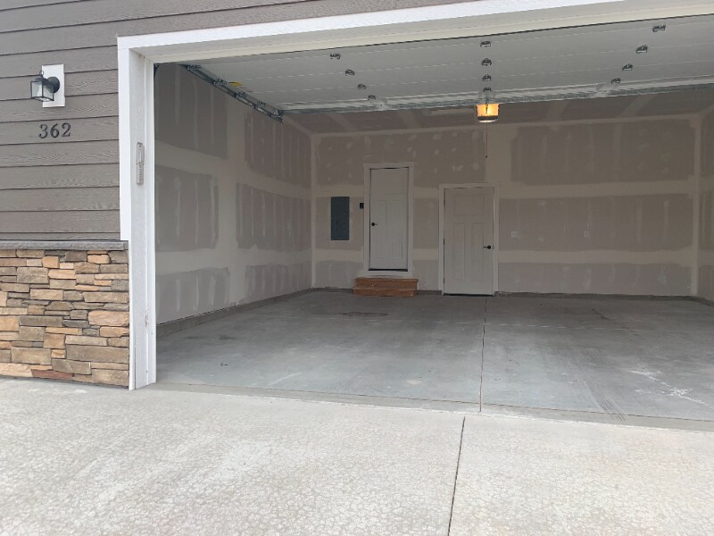 Building Photo - 362 Mountain Vista Way