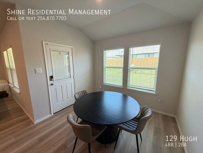 Building Photo - 129 Hugh-