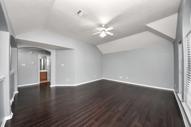Building Photo - 3506 Evergreen Sq Trl