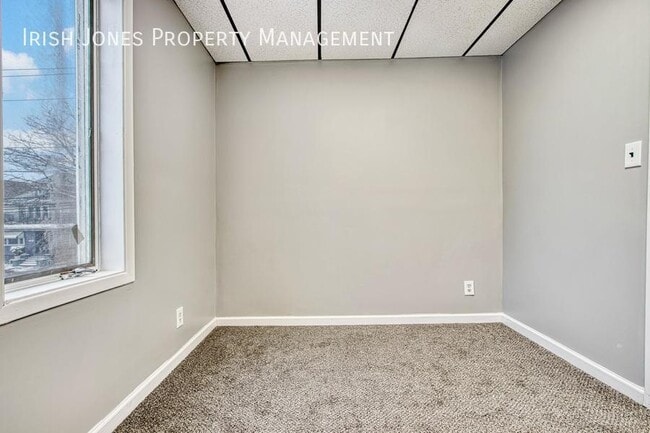 Building Photo - 1213 Walden Ave