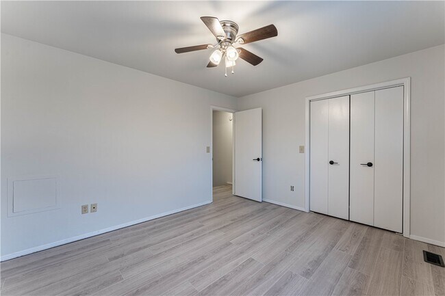 Building Photo - 317 Copper Oaks Dr