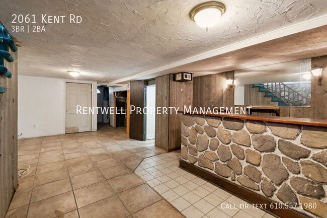 Building Photo - 2061 Kent Rd