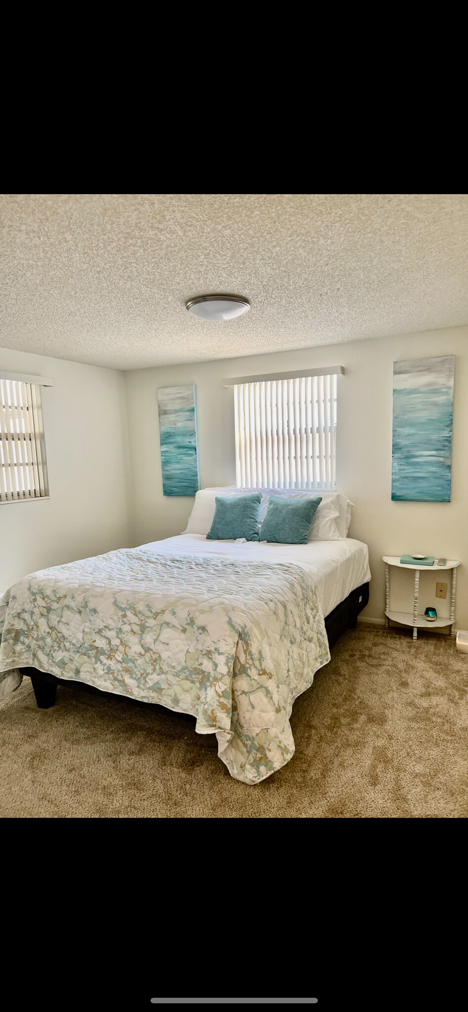 Building Photo - 2337 Hama Dr