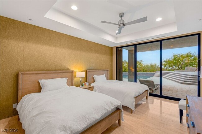 Building Photo - 98 Sun Glow Ln