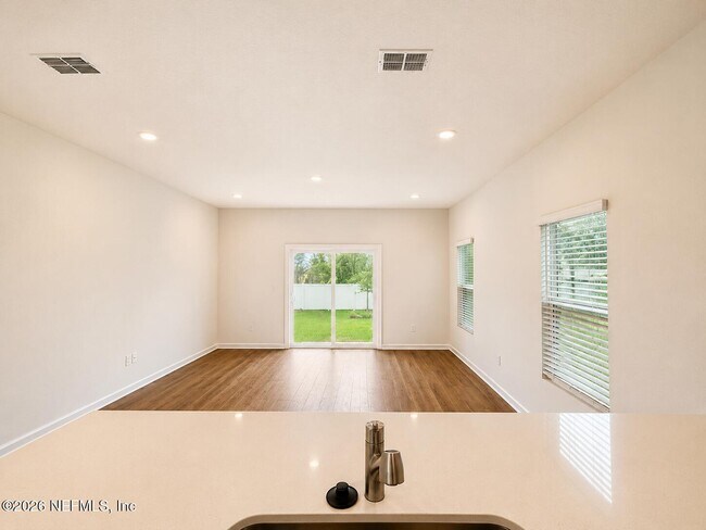 Building Photo - 726 Sailor Grv Ln