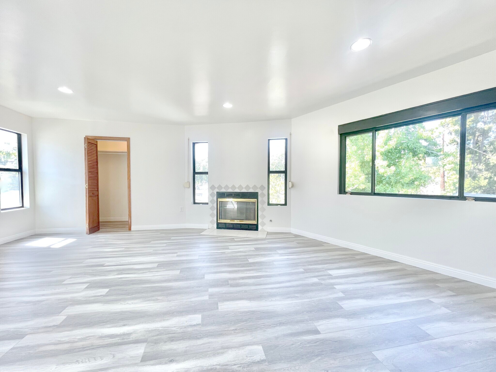 Building Photo - 4031 Berryman Ave