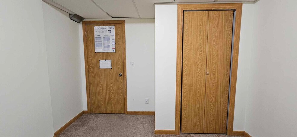 Building Photo - 245 Front Ave