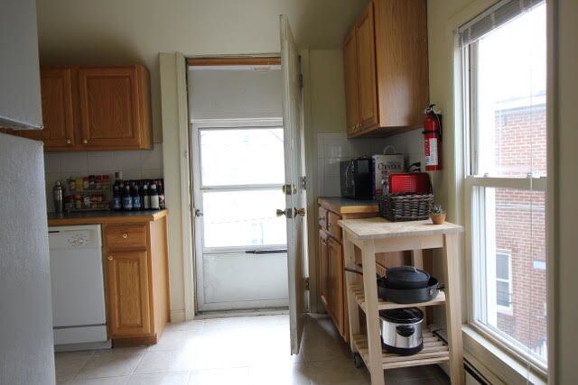 Building Photo - 811 Washtenaw Ave