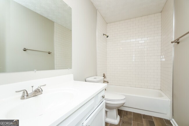 Building Photo - 4508 High Grove Ct NW