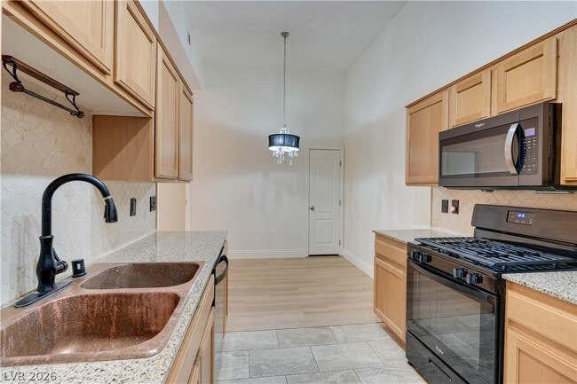 Building Photo - 8985 S Durango Dr