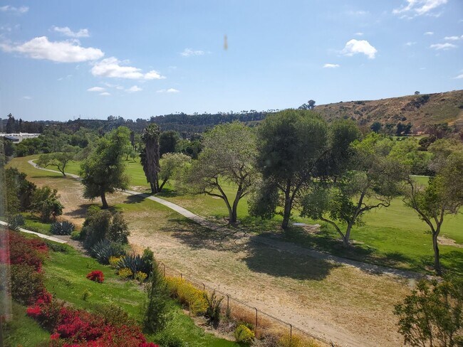 Building Photo - 6780 Mission Gorge Rd