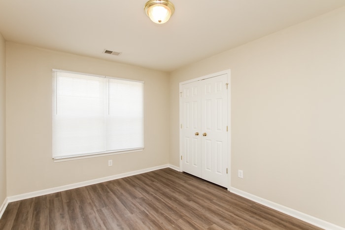 Building Photo - 167 Devon Forrest Dr