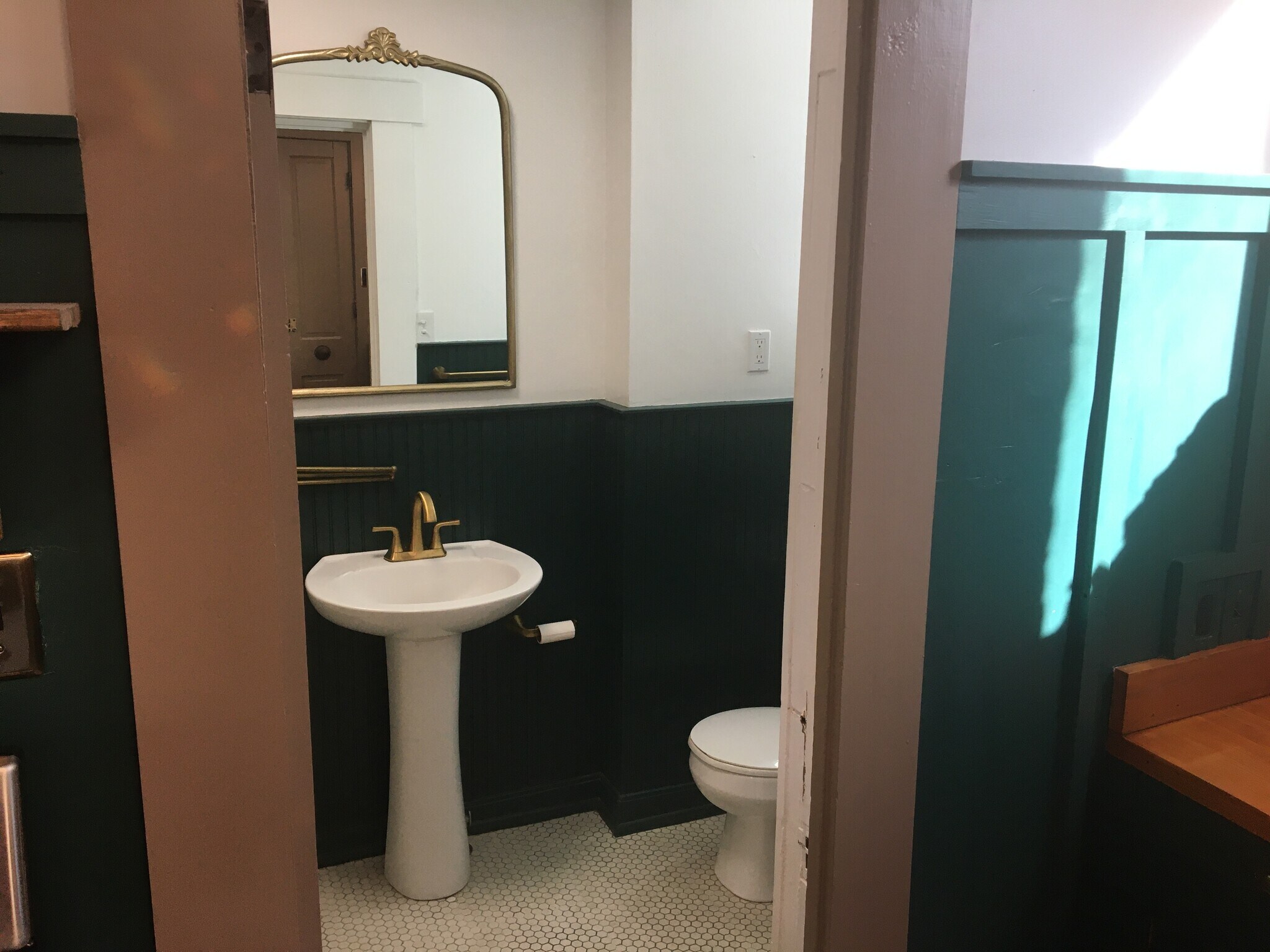 Building Photo - 213 Covington Ave