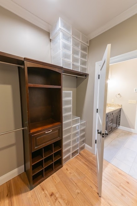 Building Photo - 211 Spicewood Dr