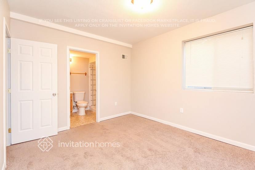 Building Photo - 11701 E Cornell Cir