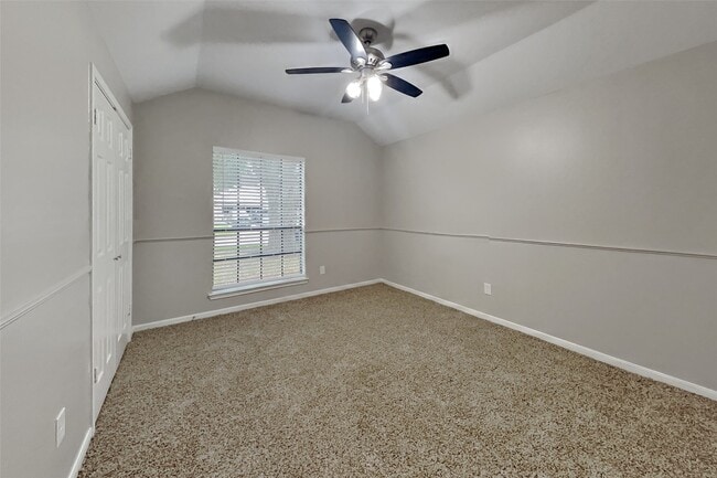 Building Photo - 21226 Park Run Dr