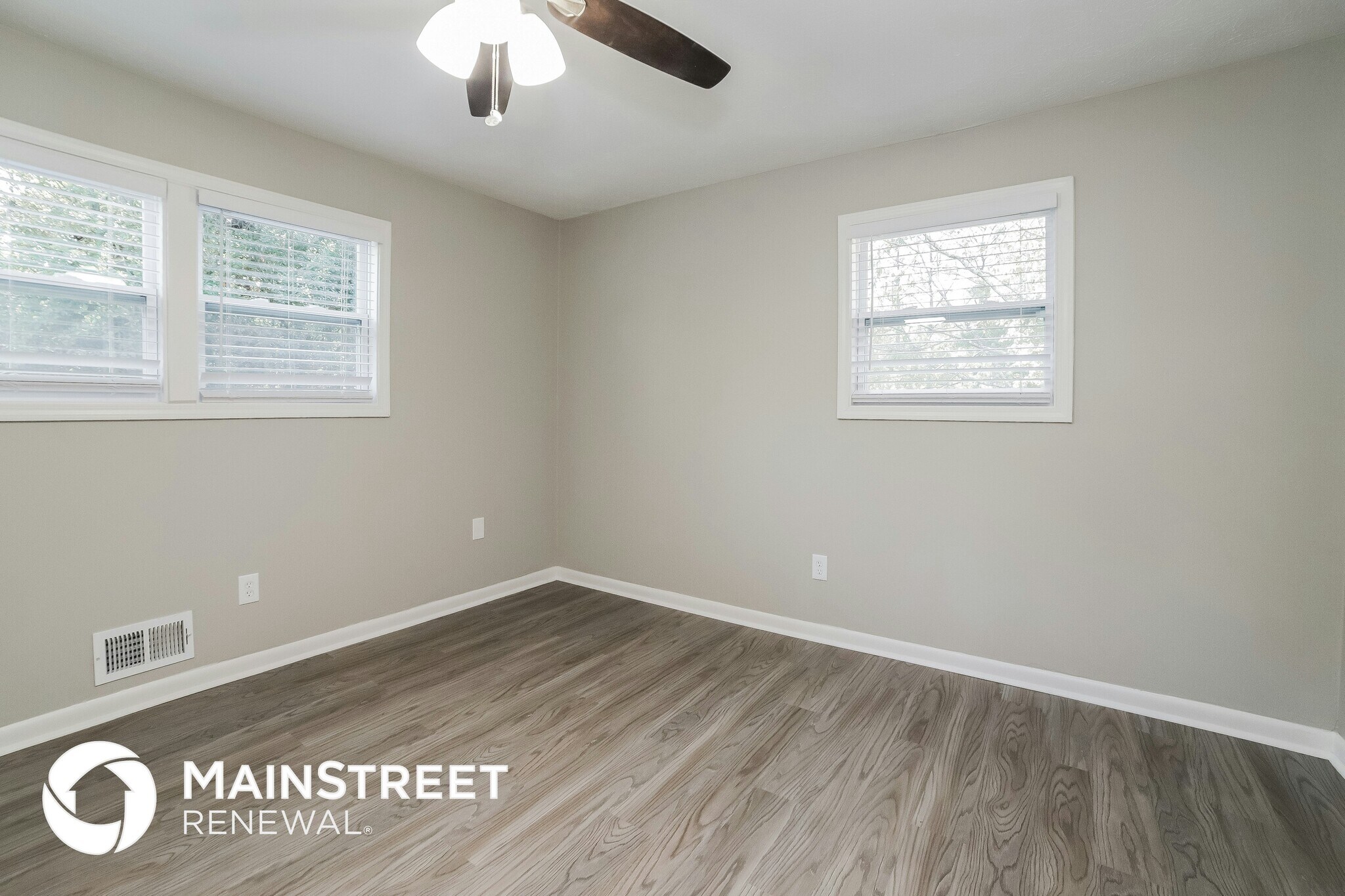 Building Photo - 8339 Reinosa Way