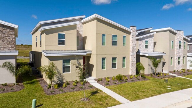 Building Photo - 9202 Sommerset Hills Dr