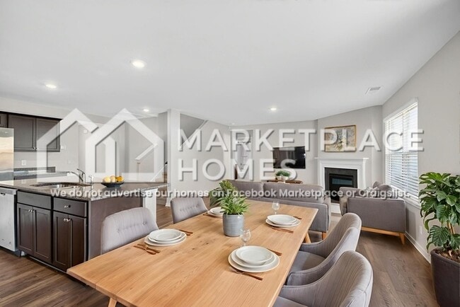 Building Photo - 829 Greene Mdw Dr