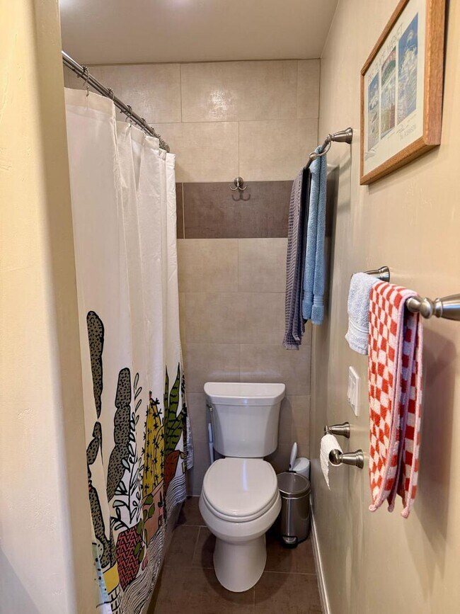 Building Photo - 4169-4171 Illinois St. - Unit A