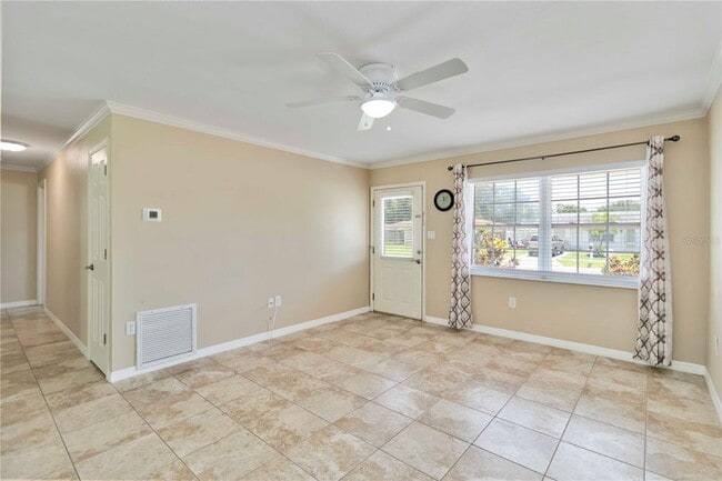 Building Photo - 3520 Aloha Dr
