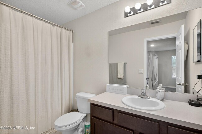 Building Photo - 12784 Veterans Ct