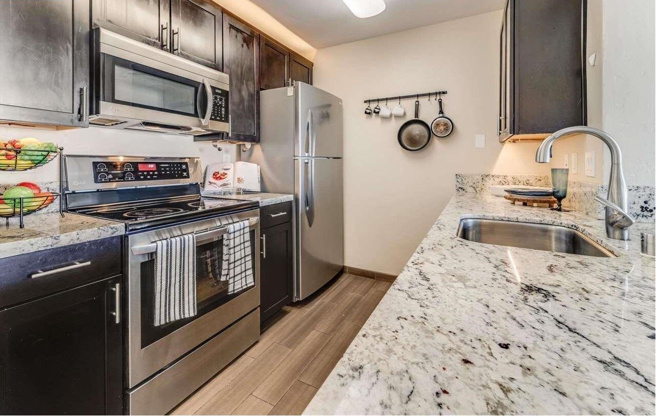 Building Photo - 6400 Christie Ave