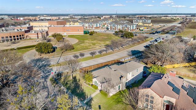 Building Photo - 2808 Pinnacle Dr