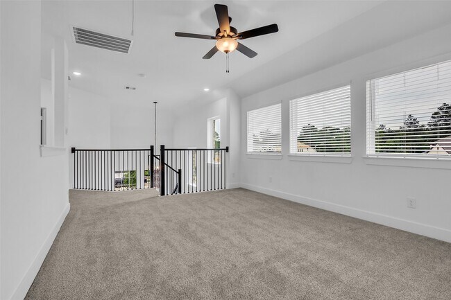 Building Photo - 12846 Meadow Wind Wy